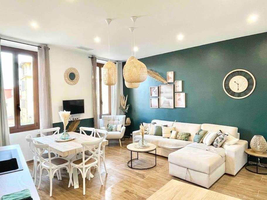 Les Logettes in Menton, France