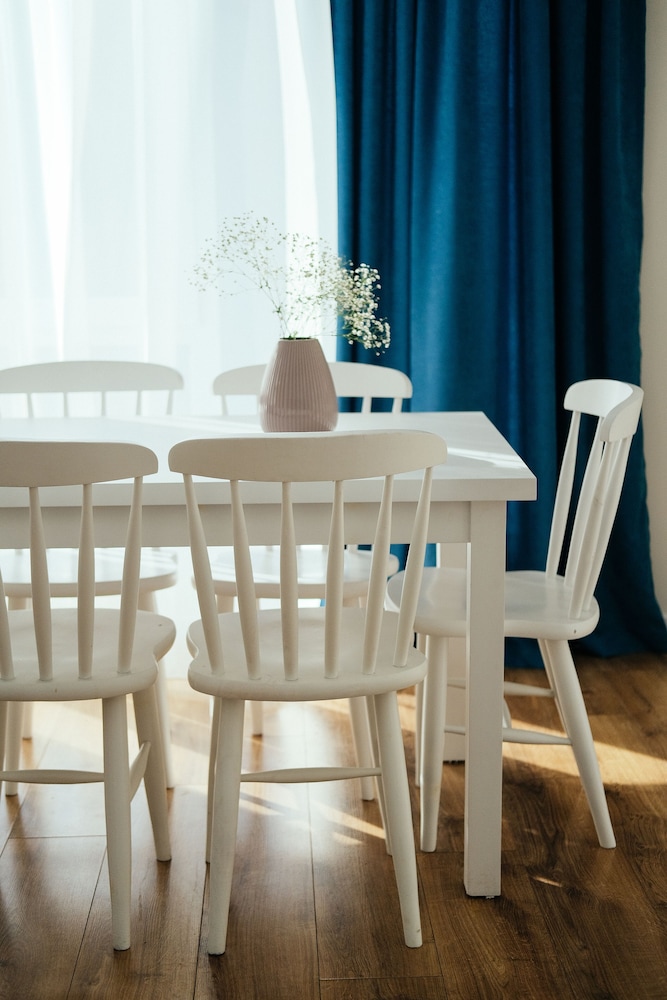 White Sails Residential Hotel — hotel in Batumi