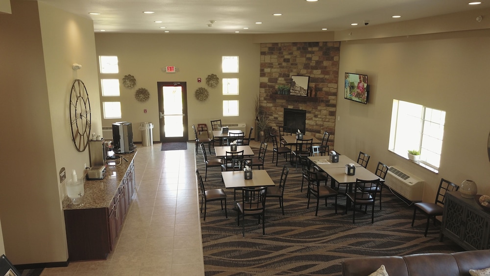 Cobblestone Inn & Suites Clarinda - photo 4