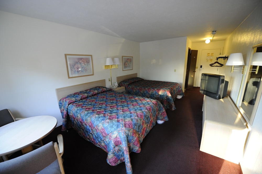 Heritage Inn - photo 6