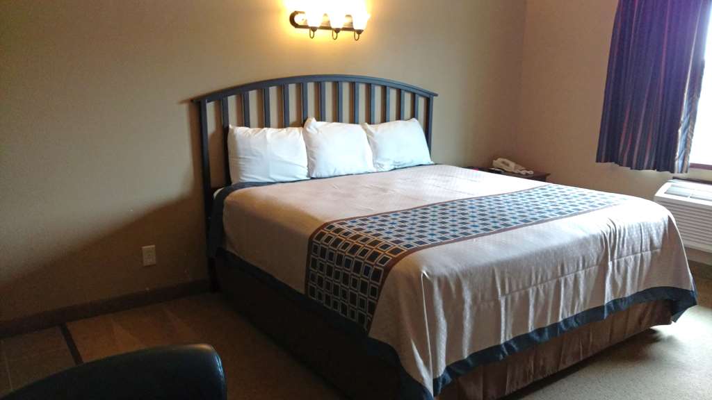 Americas Best Value Inn Big Lake Becker - photo 6