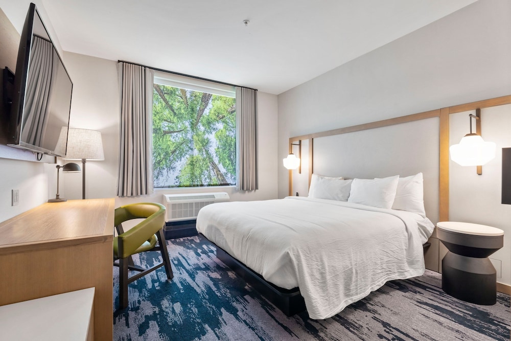 Fairfield by Marriott Inn & Suites San Francisco Airport Oyster Point Area - photo 17