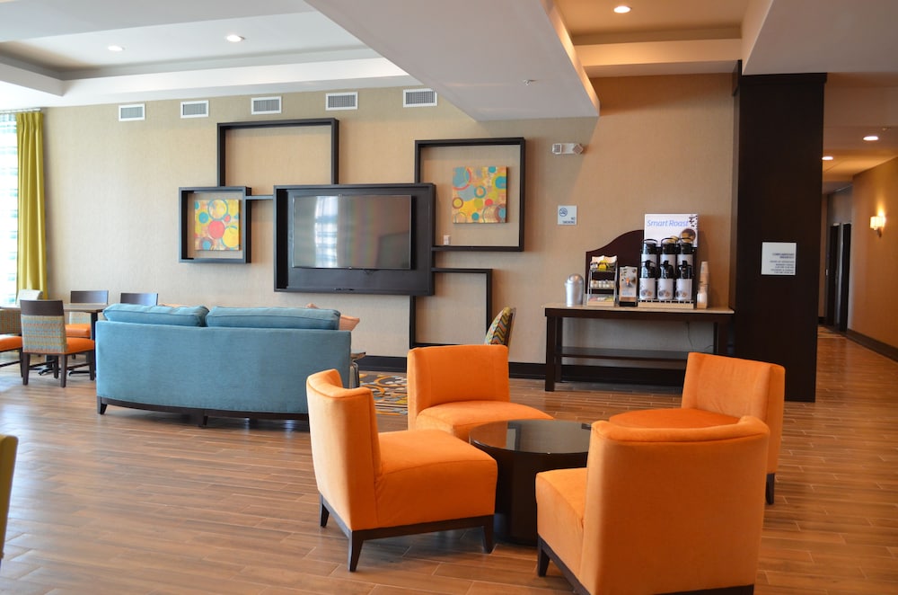 Holiday Inn Express & Suites Austin South by IHG - photo 2