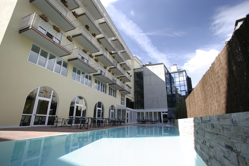 Hotel San Marco Fitness Pool & SPA — 4-Star Luxury Hotel in Verona, Italy