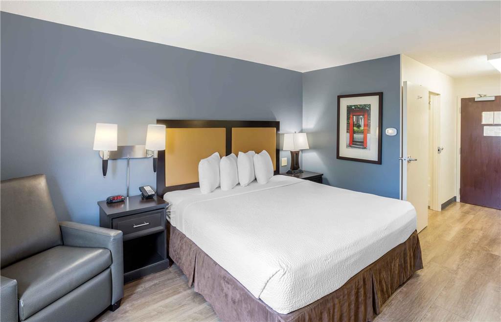 Extended Stay America Suites New York City LaGuardia Airport - photo 20