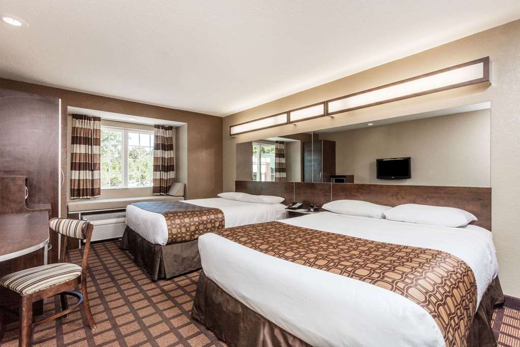 Microtel Inn & Suites by Wyndham Macon - photo 11
