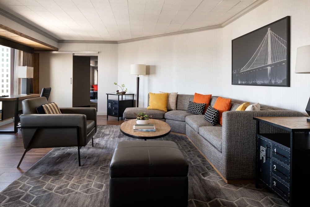 Oakland Marriott City Center - photo 25