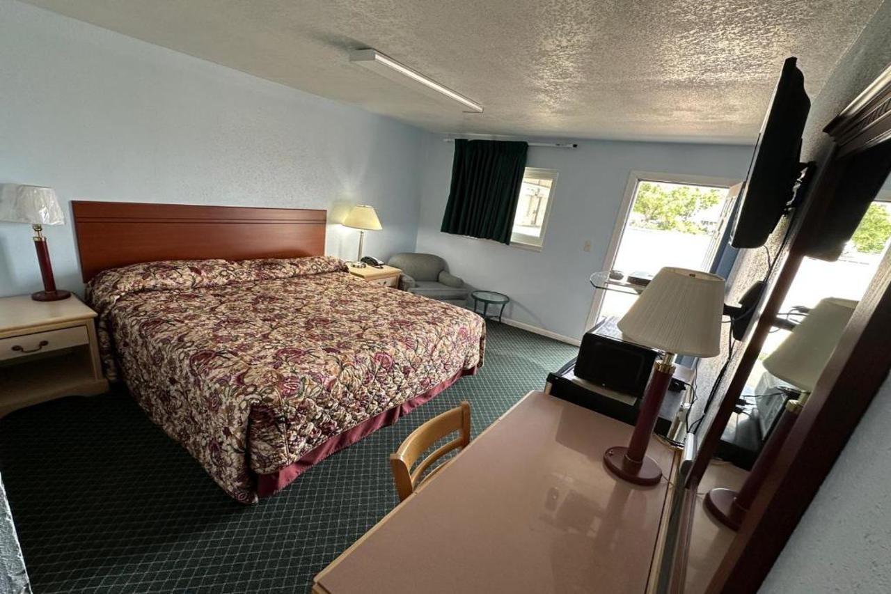 Longhorn Motel Boise City - photo 11