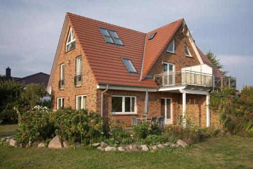 Ferienhaus Hideaway — 4-Star Luxury Hotel in Putbus, Germany