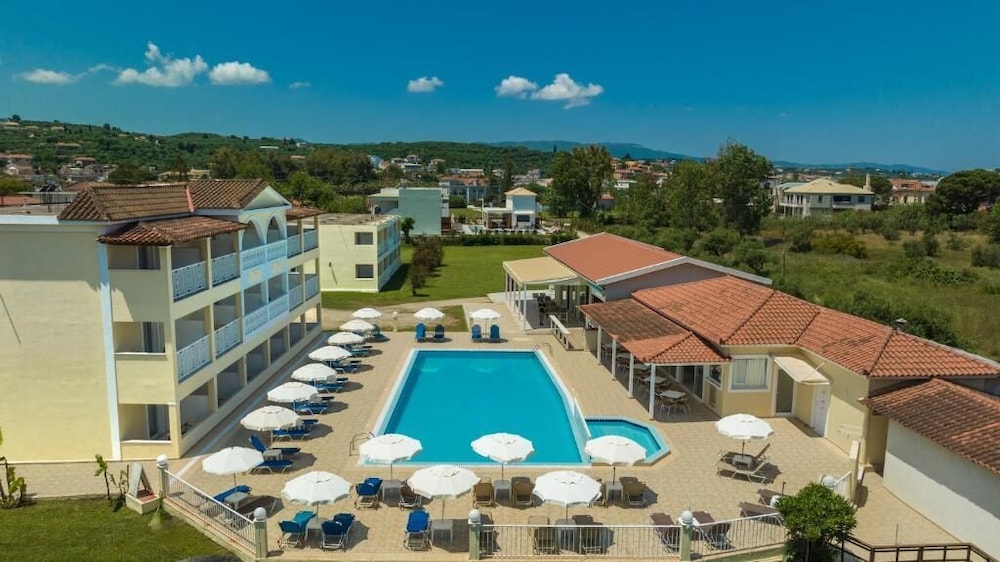 Manousis ApartHotel - last minute hotel in Zakynthos