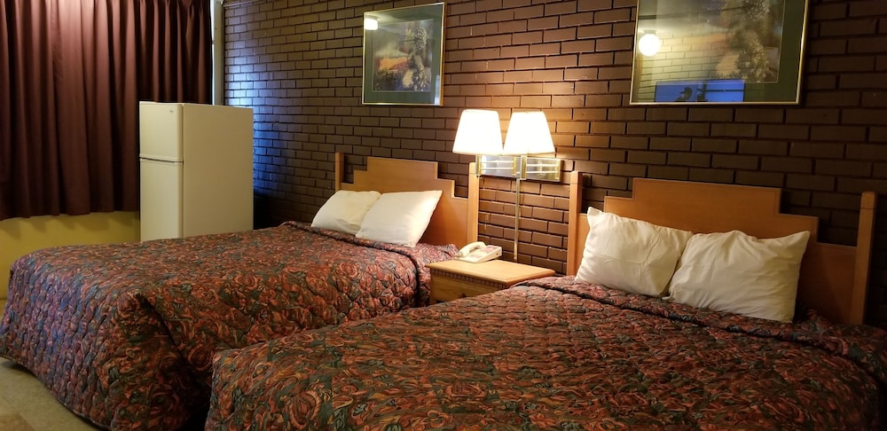 Americas Premier Inn - photo 4