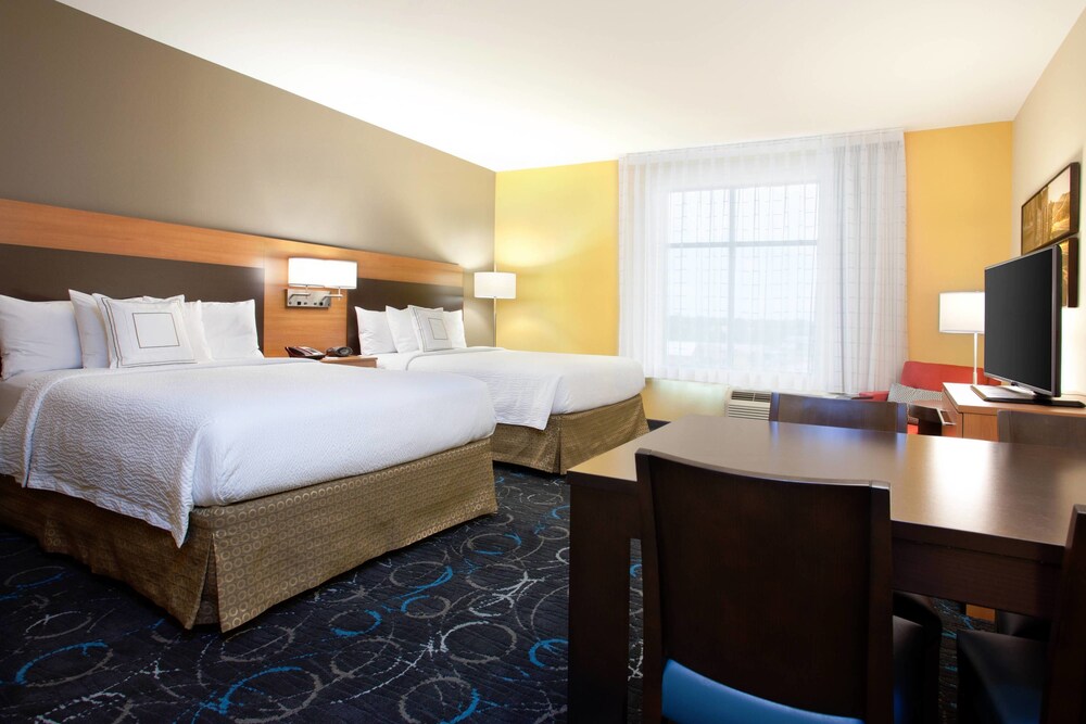 TownePlace Suites by Marriott Carlsbad - photo 6