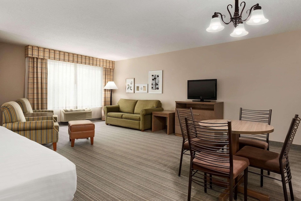 Country Inn & Suites by Radisson Baxter MN - photo 10