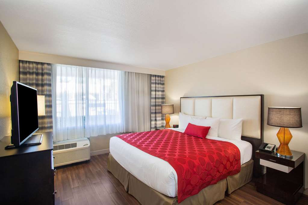 Ramada by Wyndham Venice Hotel Venezia - photo 20
