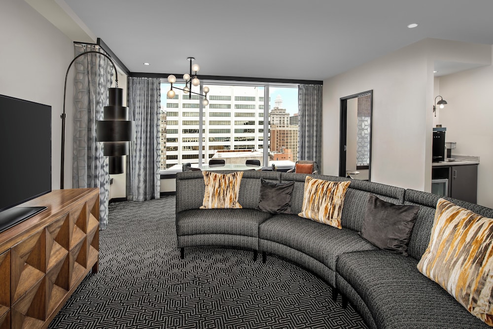 The Troubadour Hotel New Orleans Tapestry Collection by Hilton - photo 9