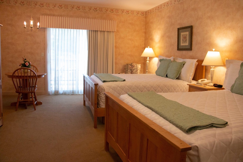 Essenhaus Inn & Conference Center - photo 17