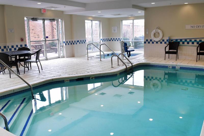 Fairfield Inn and Suites by Marriott Indianapolis East - photo 33