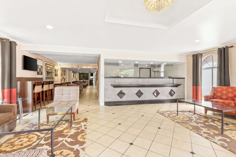 Best Western Hazlet Inn - photo 3