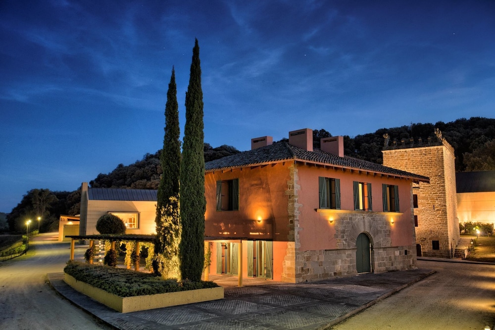 Propiedad de Arínzano — 4-Star Luxury Hotel in Villatuerta, Spain