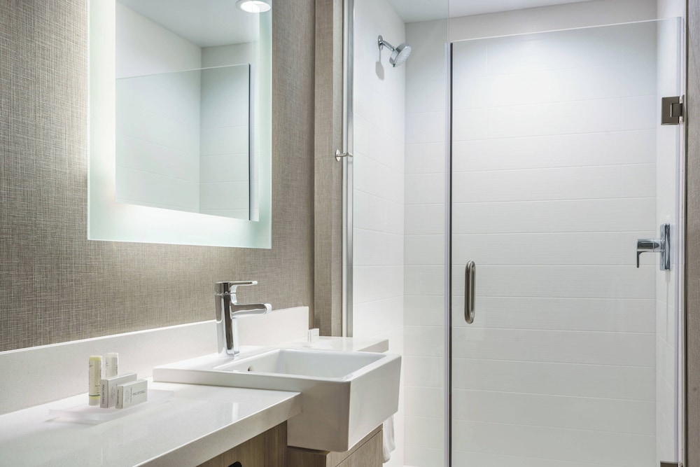 SpringHill Suites by Marriott Belmont Redwood Shores - photo 11