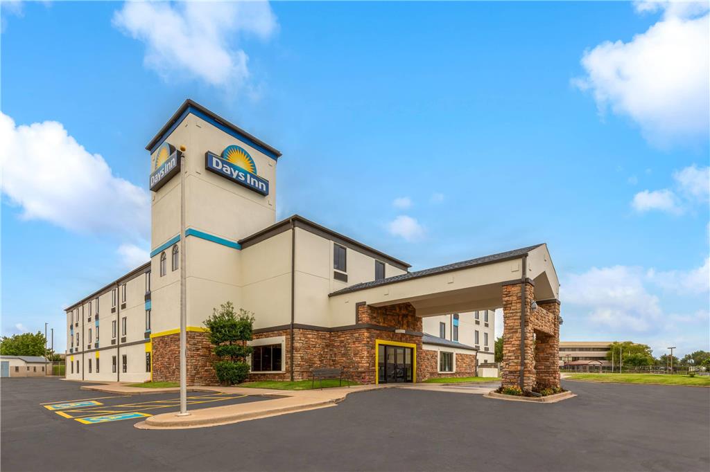 Days Inn by Wyndham Tulsa Central in Tulsa, United States