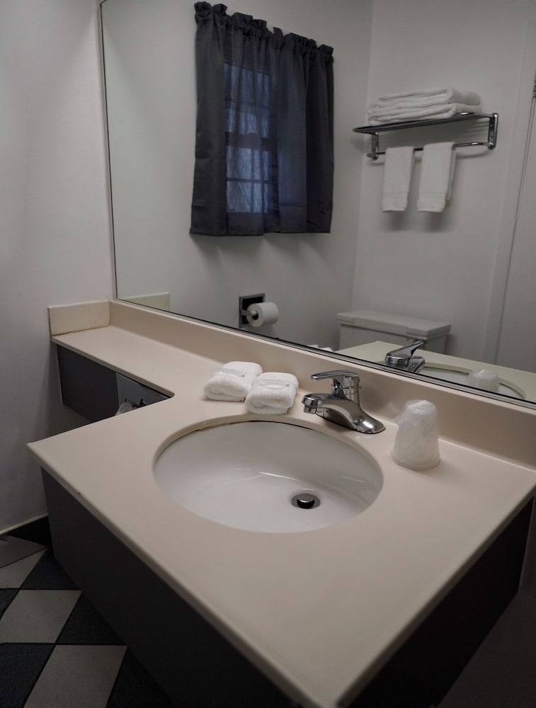 Pilgrim Inn - photo 32