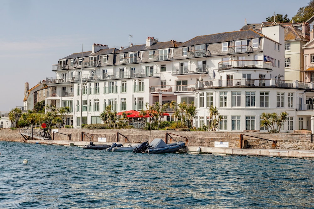 32 The Salcombe — 4-Star Luxury Hotel in Salcombe, United Kingdom