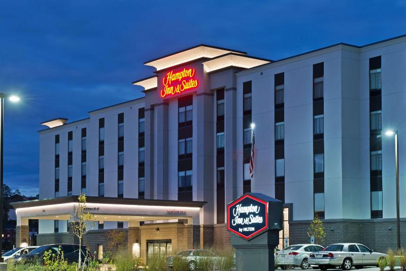 Hampton Inn & Suites North Huntingdon Irwin - photo 4