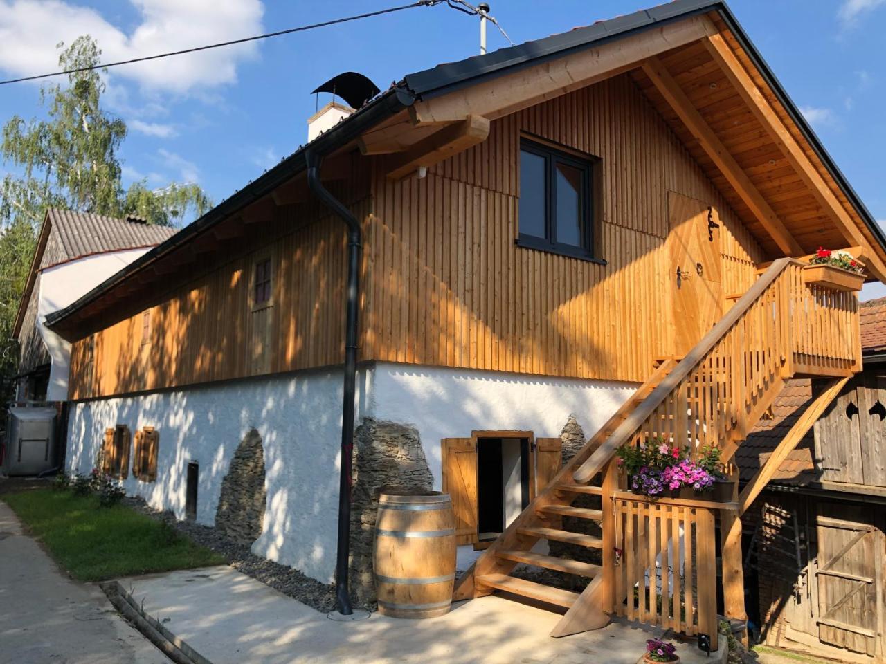Schmiedlenz — 4-Star Luxury Hotel in Kumberg, Austria