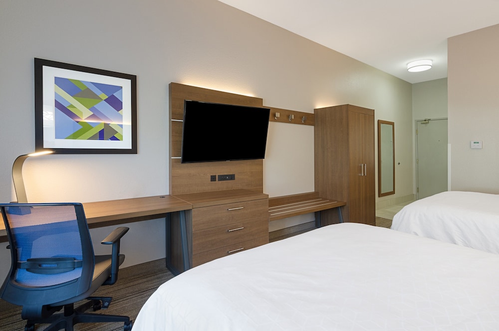 Holiday Inn Express Hotel & Suites Weston by IHG - photo 21