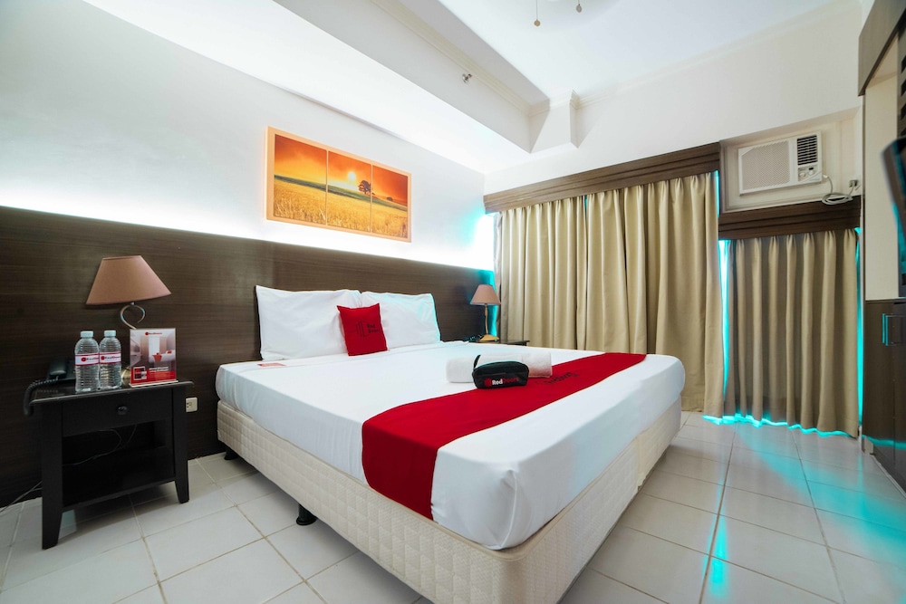 The Red Keep Condotel Tagaytay Cityland Prime Residences With 55in 4k Tv Netflix — Tagaytay