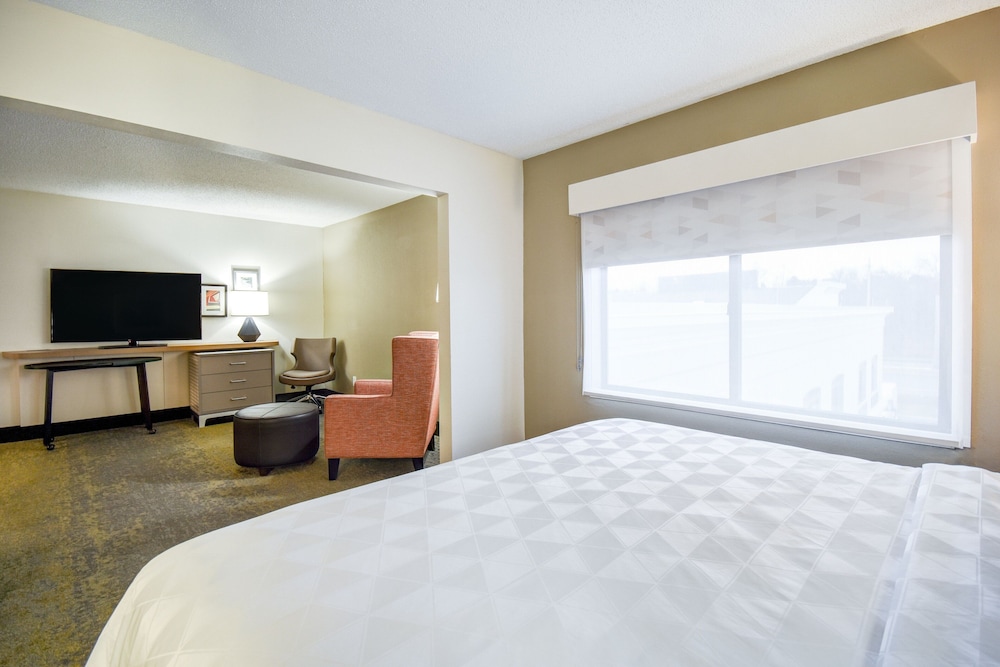 Holiday Inn Allentown Bethlehem - photo 6