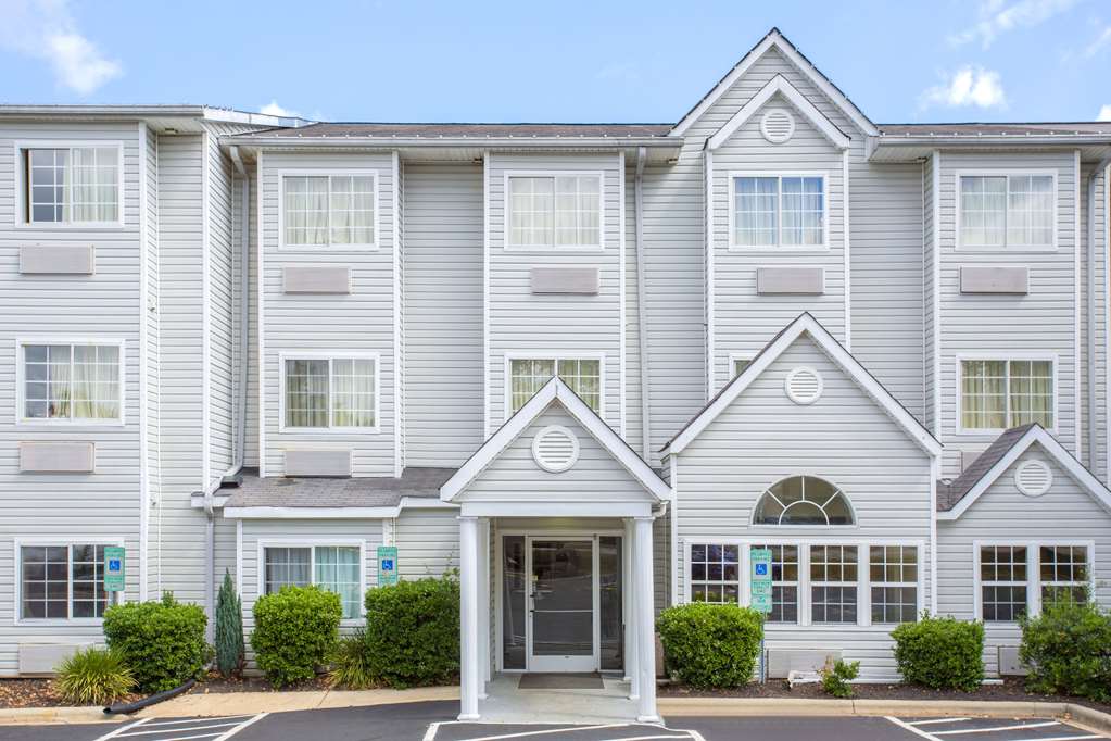 Microtel Inn & Suites by Wyndham Kannapolis Concord — hotel in Kannapolis
