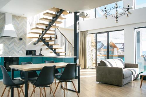 George Snow Apartments in New Gudauri fireplace 50m to Gondola lift