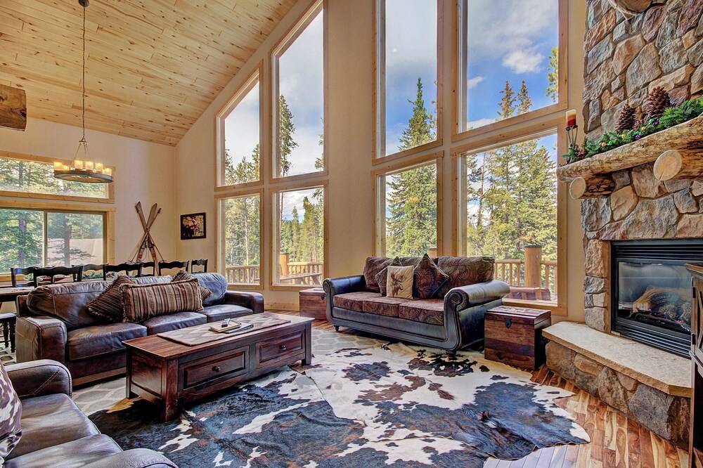Grand Moose Lodge 3 Bedroom Home By Reda — 4-Star Luxury Hotel in Breckenridge, United States