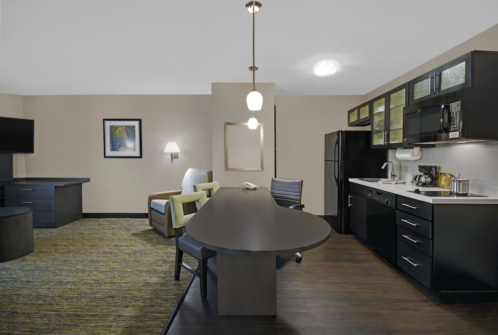 Candlewood Suites Sumter by IHG - photo 13