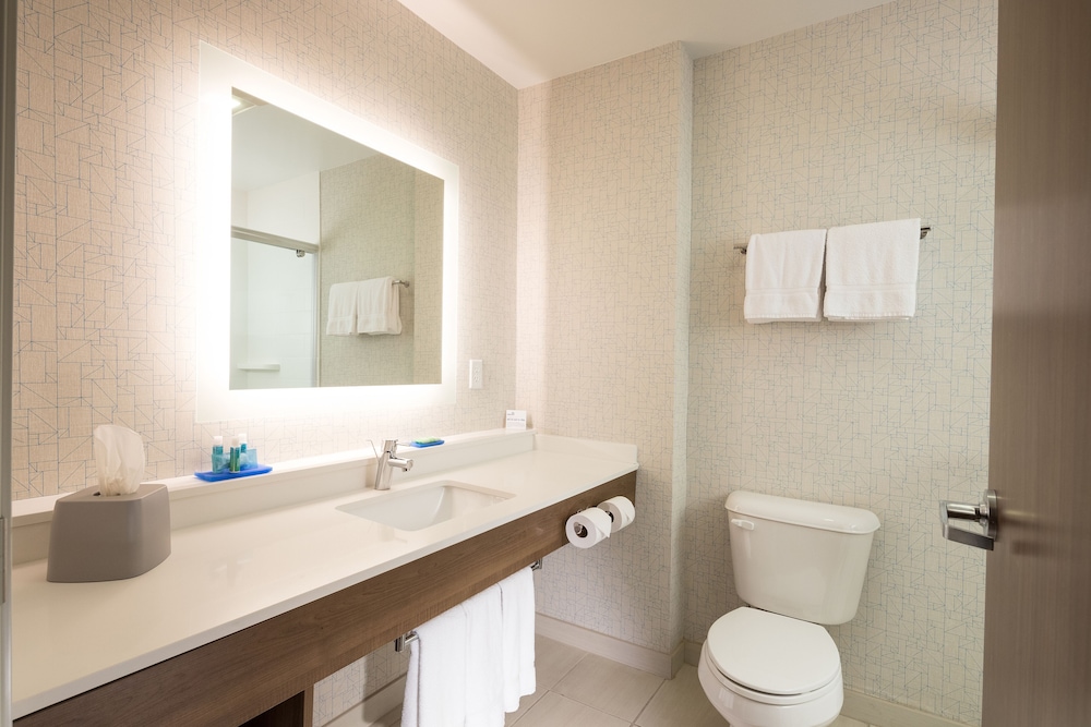Holiday Inn Express & Suites Michigan City by IHG - photo 8
