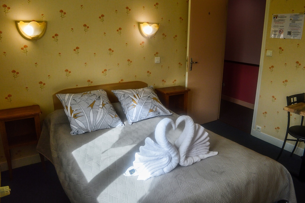 Hotel Restaurant Le Pommeil — Gueret — photo 3