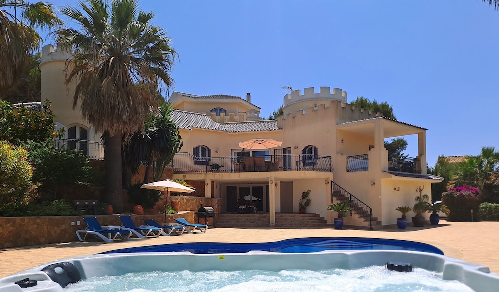 El Castillo La Manga Club — carbon neutral stay, Cartagena