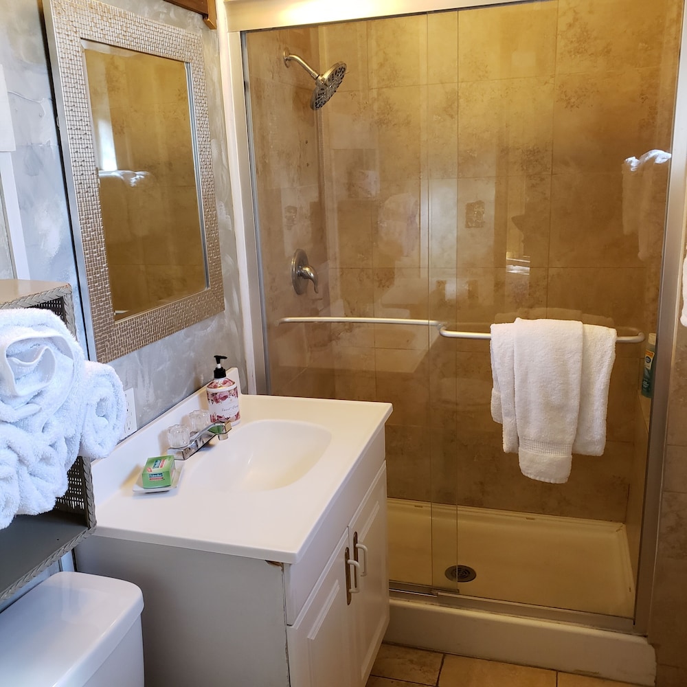 Grey Squirrel Resort - photo 135