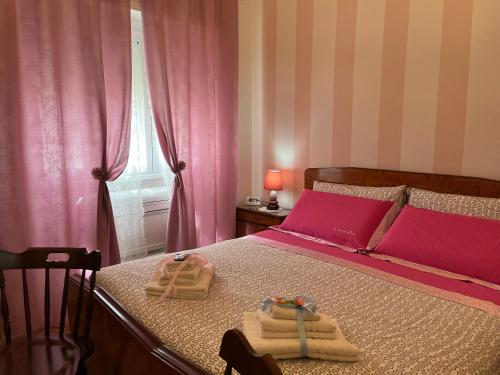 Intero Appartamento Dei Pini Posto Auto Incluso 4 Piano Senza Ascensore — 4-Star Luxury Hotel in Tivoli, Italy