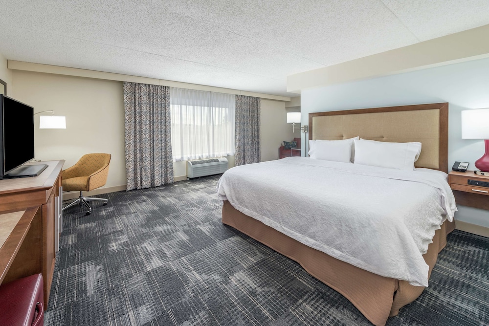 Hampton Inn Columbia - photo 14