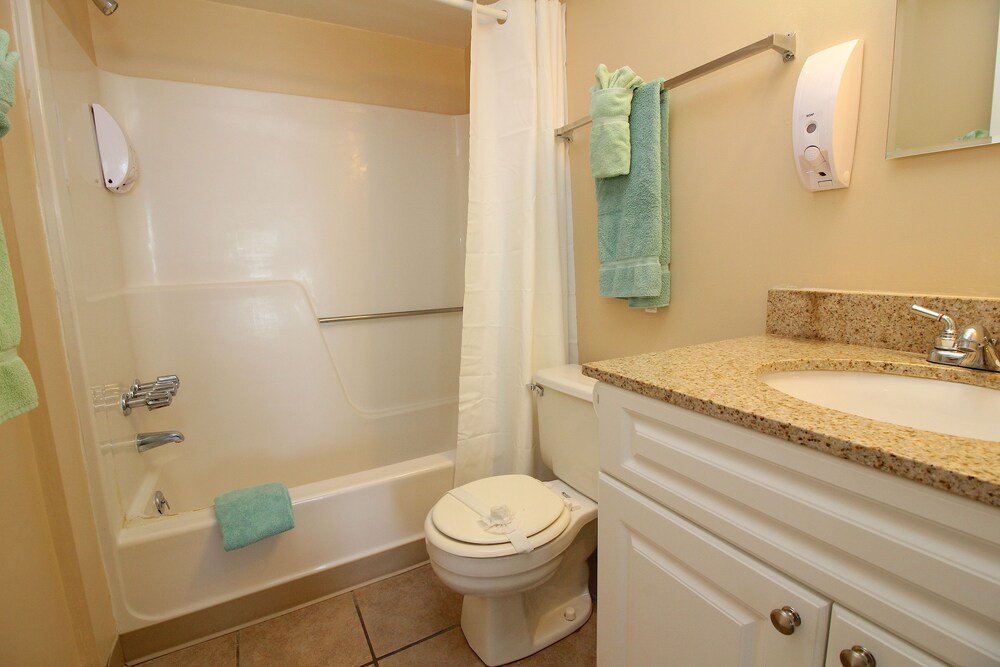 Bay Club Resort - photo 48