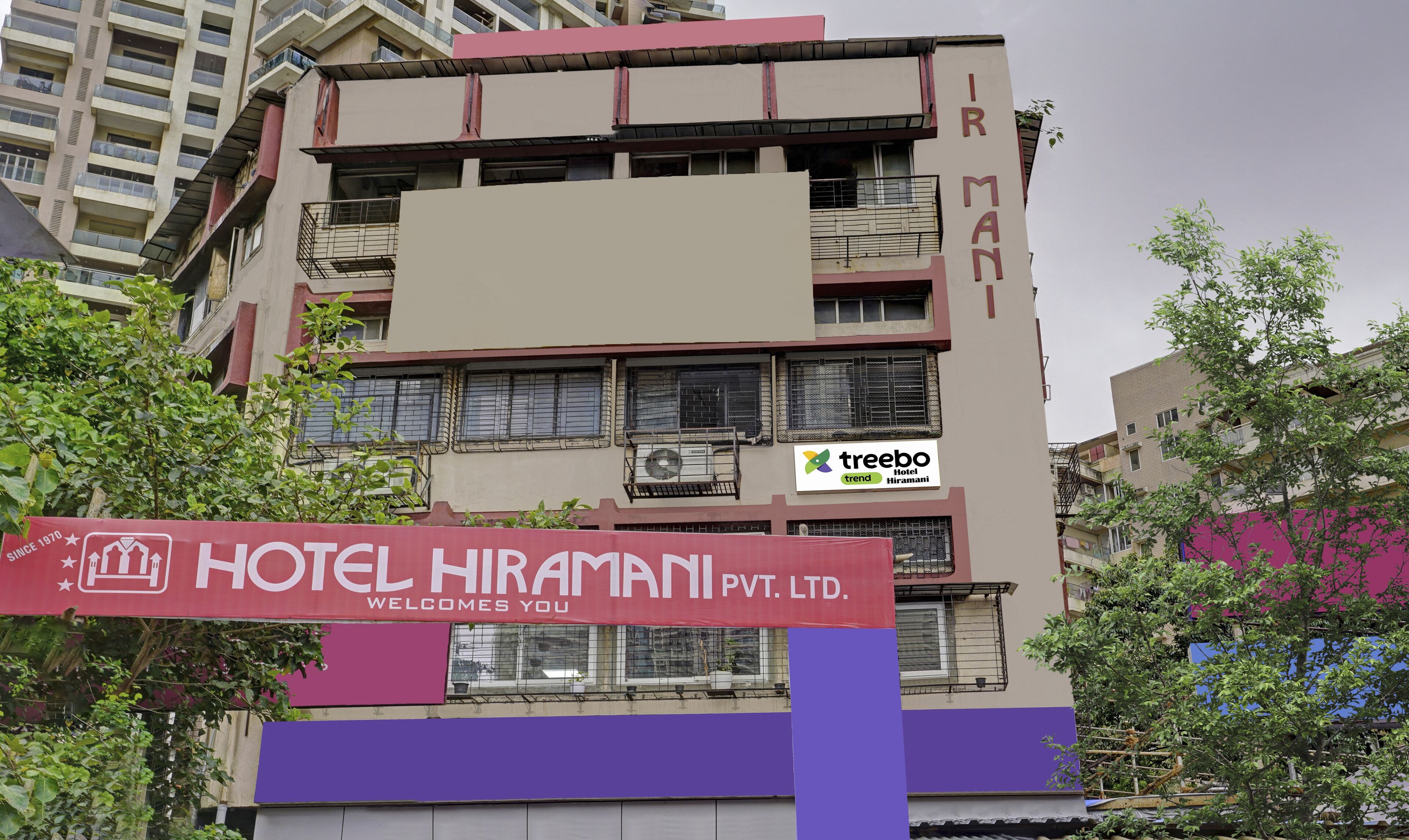 Treebo Hiramani Parel Lalbaug