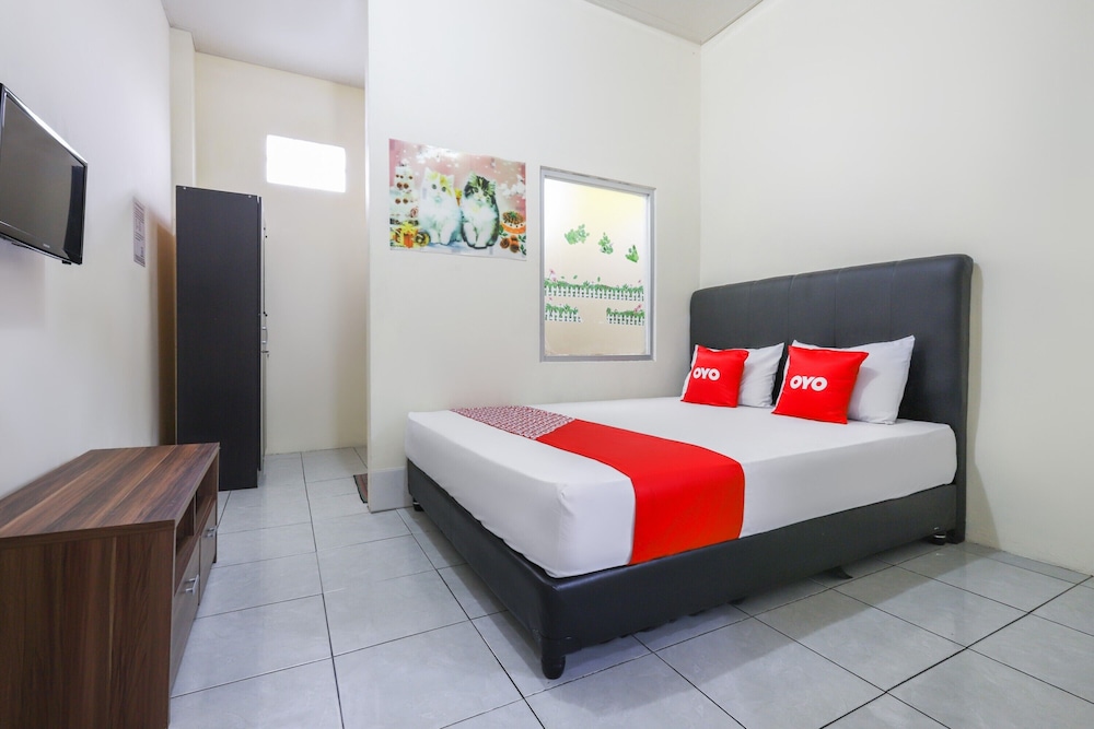 OYO 3830 Dfarys Gh Syariah in Balikpapan, Indonesia