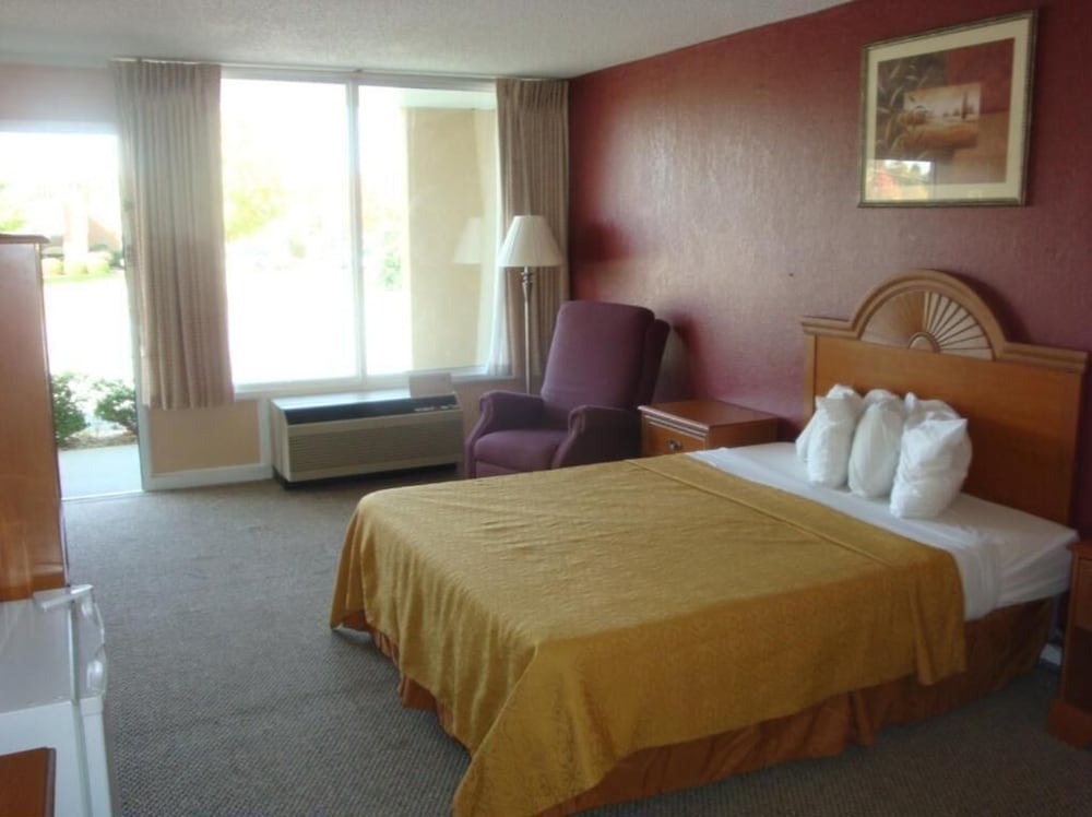 Americourt Extended Stays - photo 19