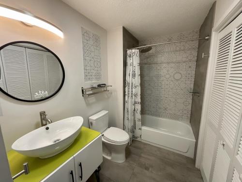 Mod And Fun Villa With Full Access To All Resort Amenities 9ewc 2 Bedroom Villa - photo 30