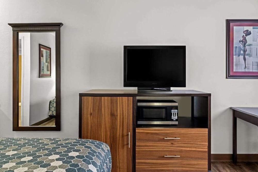 FairBridge Inn Express Billings Airport - photo 11