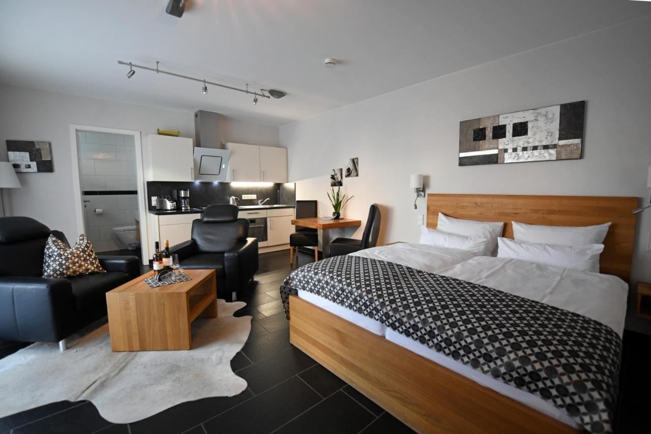 Tynola - carbon neutral hotel in Ploudaniel
