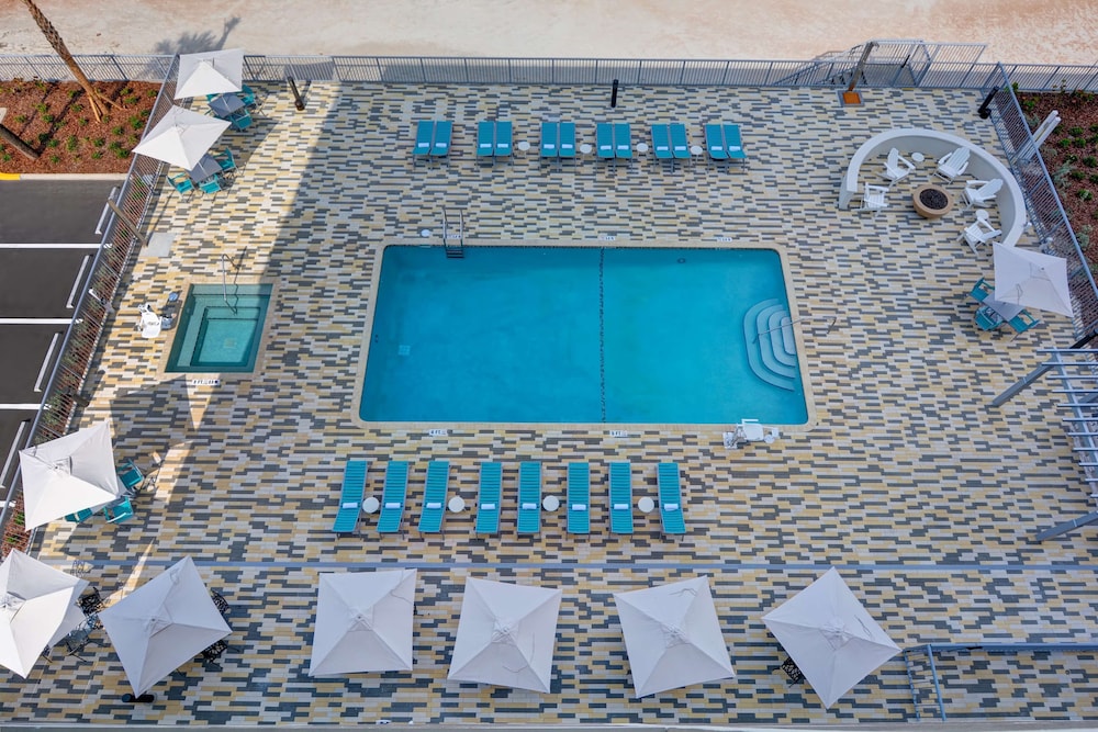 Home2 Suites by Hilton Ormond Beach Oceanfront - photo 20